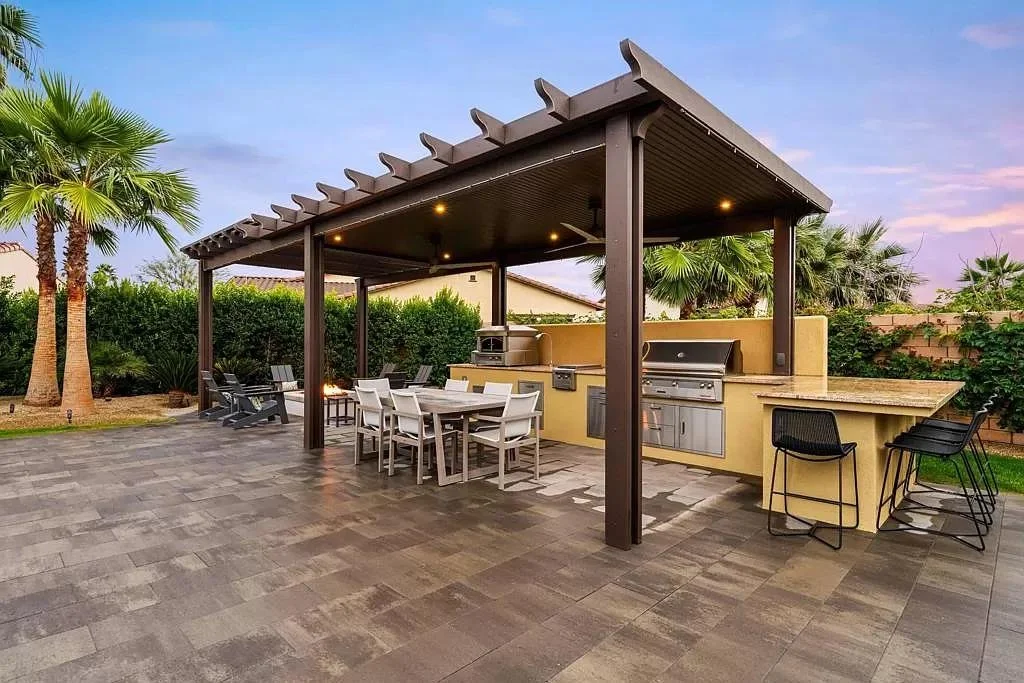 Outdoor living space CPR4Homes